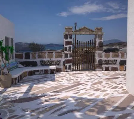 Aera Milos Hébergement de vacances Trypiti
